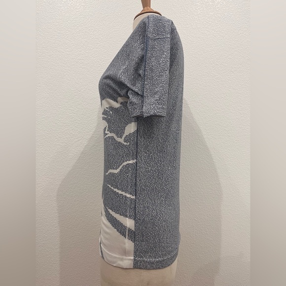 Lithographs soft fabric T shirt. Damaged! Please read description! - Picture 4 of 13